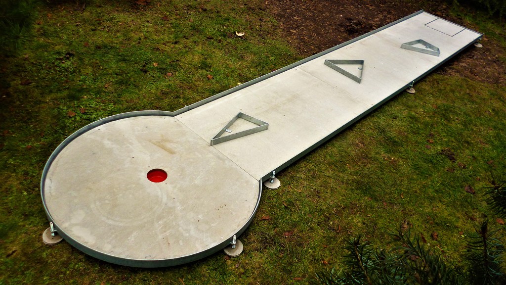 GARTEN MINIGOLF BAUEN